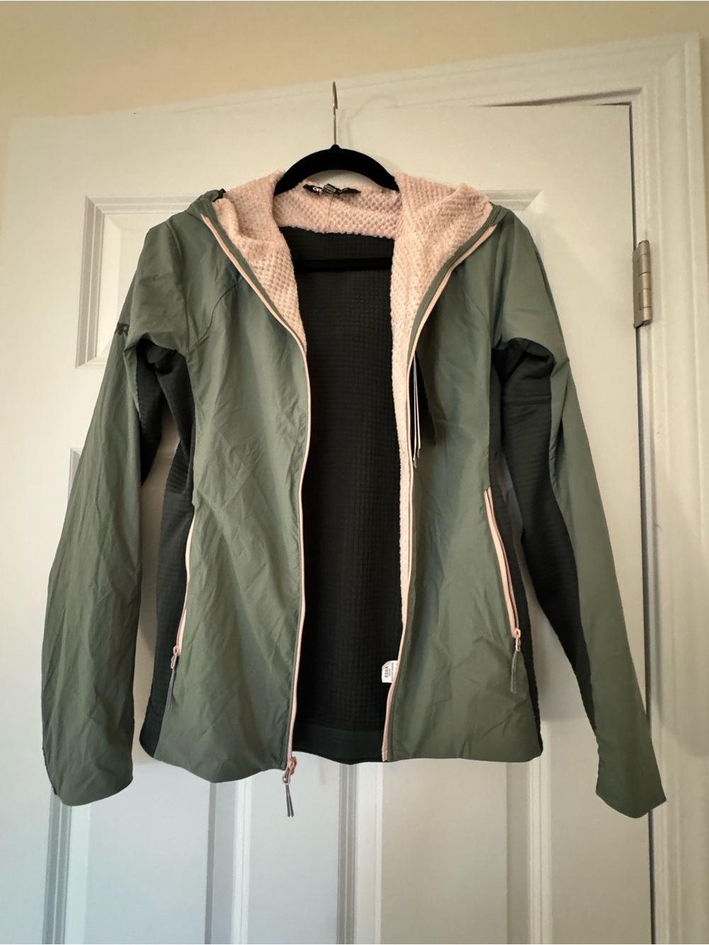 Outdoor Research Women’s Olive Green Utility Jacket with Cream Hood Trim